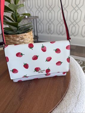 Kate Spade Strawberry Multi Crossbody Bag WKRU6880 new w/ dust bag